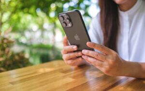 Refurbished iPhones- Myths about Used iPhones Debunked, Are Second Hand iPhones Sustainable, Debunked Myths about Used iPhones
